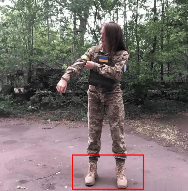 兰军队的8大标志性单兵装备AG真人试玩平台目前乌克(图5)